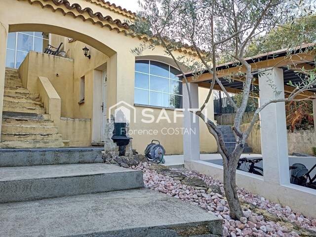 Maison proche village de 138 m² avec piscine sur terrain de 640 m² — photo du bien