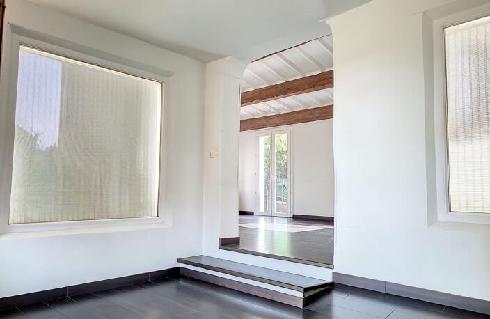 Maison proche village de 138 m² avec piscine sur terrain de 640 m² — photo 3