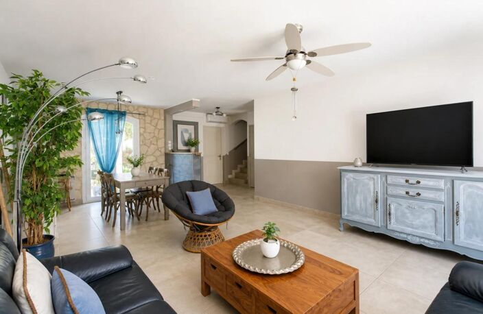 Maison de 4 pièces de 108 m² à Salon-de-Provence — photo 2
