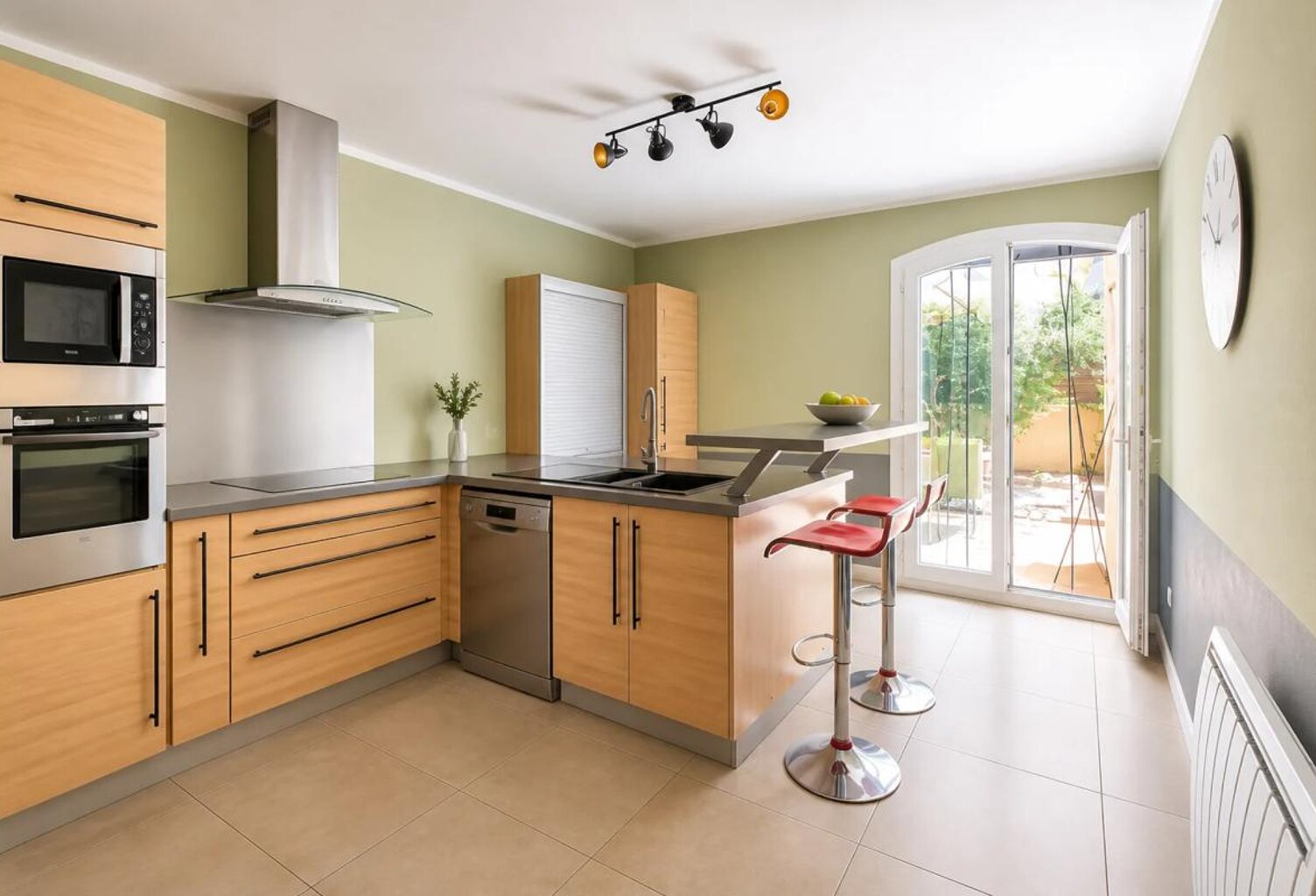 Maison de 4 pièces de 108 m² à Salon-de-Provence — photo 1