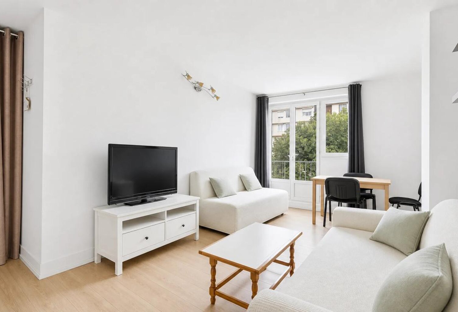 Appartement 2 pièces de 43 m² situé à Bagnolet — photo 1