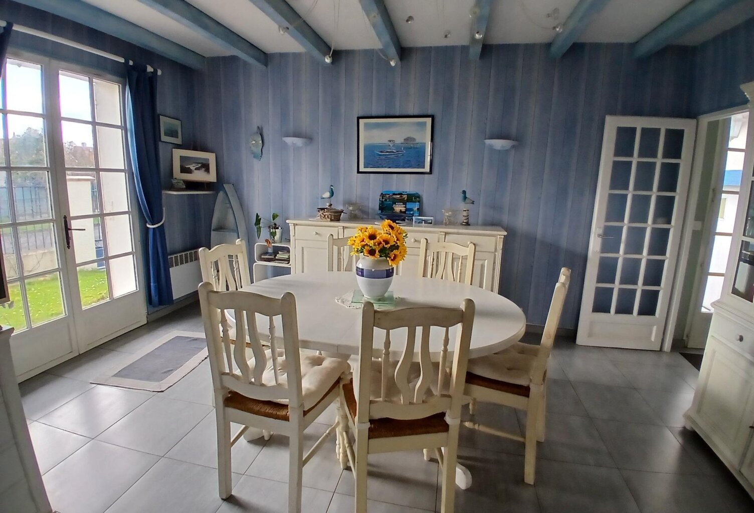 Jolie Maison aux Eyquems — photo 1