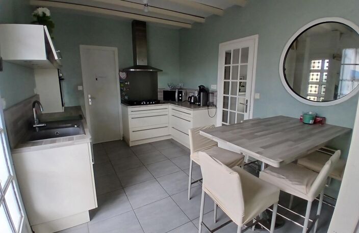 Jolie Maison aux Eyquems — photo 3