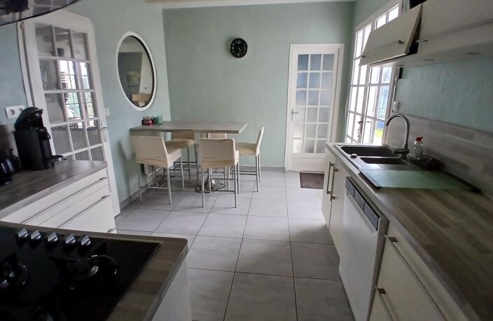 Jolie Maison aux Eyquems — photo 4