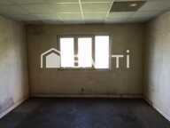 Local commercial — photo 4