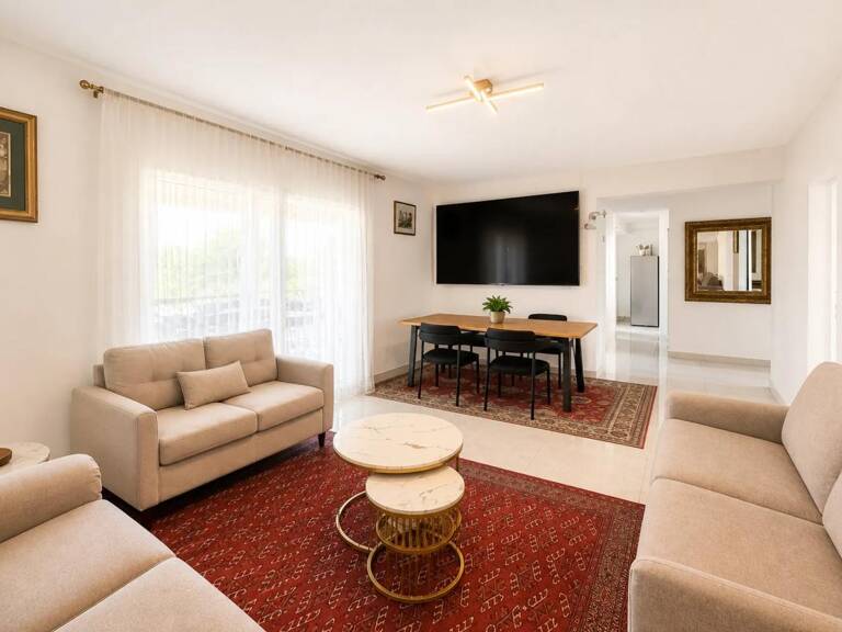 Maison de 7 pièces de 143 m² à Salaise-sur-Sanne — photo 1