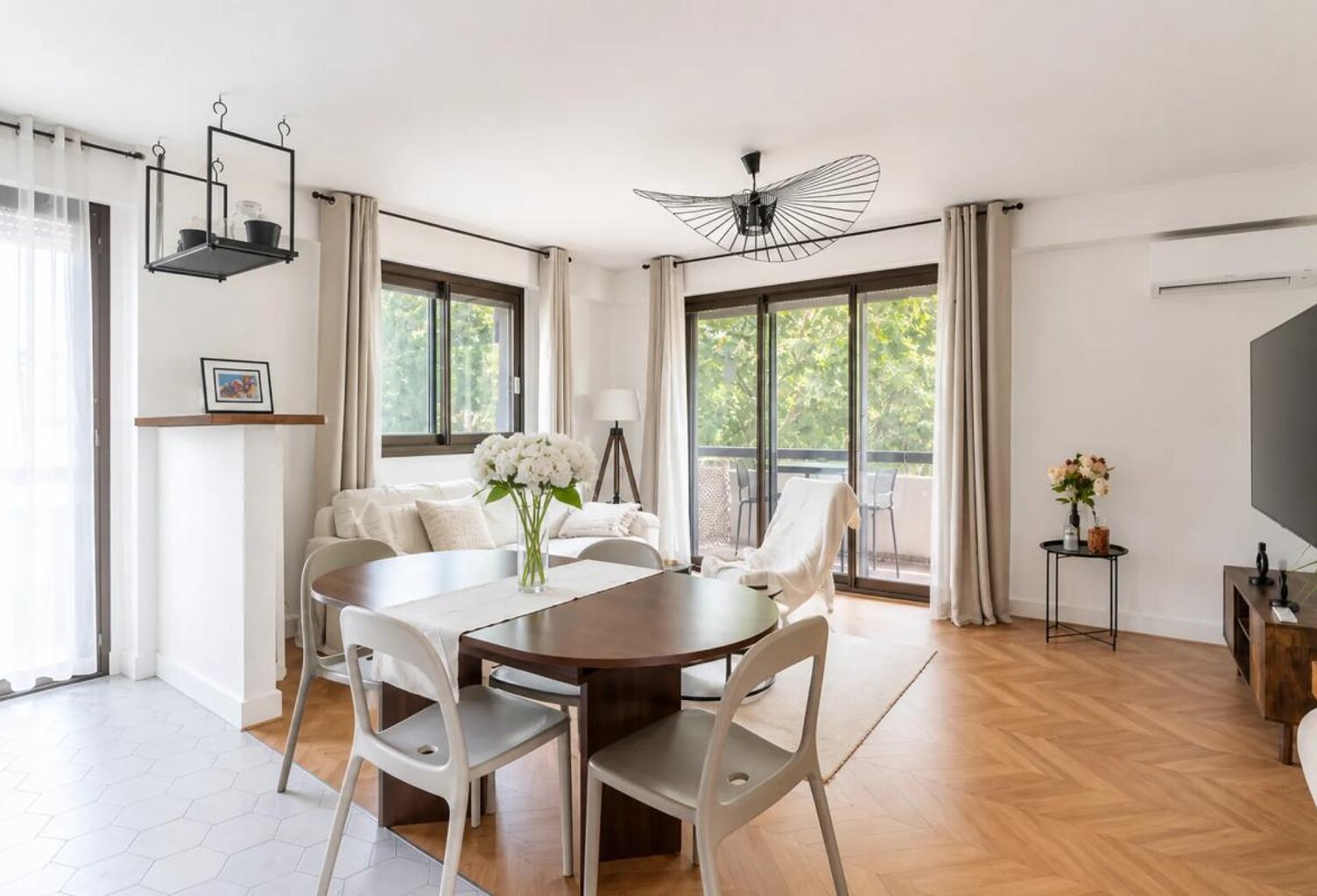Appartement 3 pièces entièrement rénové avec balcon 62,95 m² — photo 1
