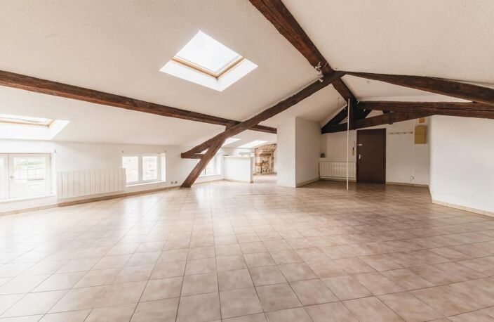 Charmant Appartement T4 de 113m² au sol - Dernier étage - Lumineux — photo 2