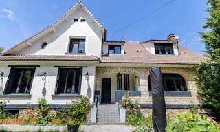 Maison 9 Pièces 225 m² à vendre à La Celle-Saint-Cloud (78170)