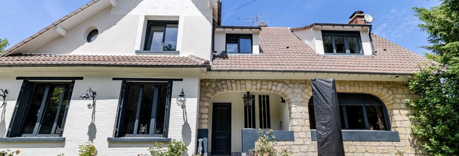 Maison 9 Pièces 225 m² à vendre à La Celle-Saint-Cloud (78170)