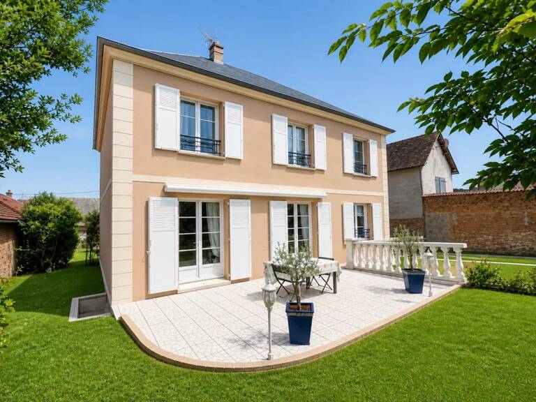 Maison de 166 m² avec grand atelier de 180 m² à côté d'Epernon — photo 1