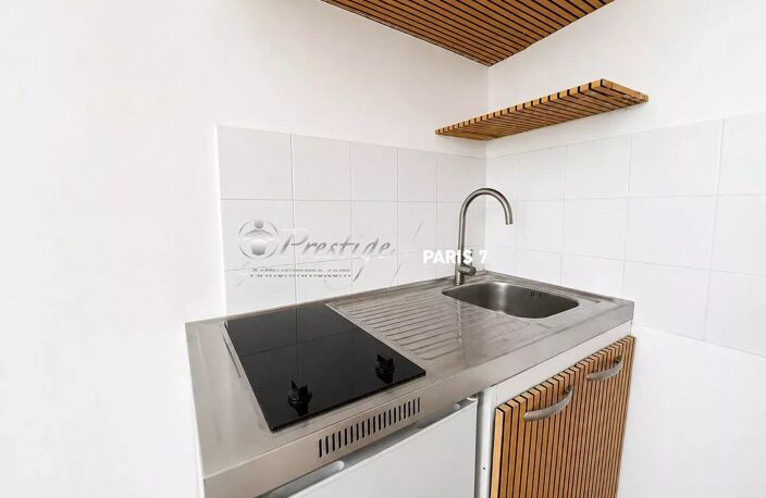 STUDIO - MARX DORMOY - 75018 - 13,56 M² — photo 2