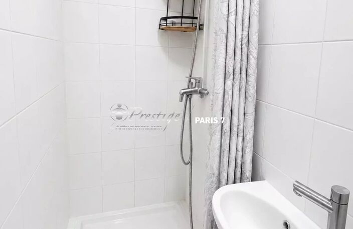 STUDIO - MARX DORMOY - 75018 - 13,56 M² — photo 4