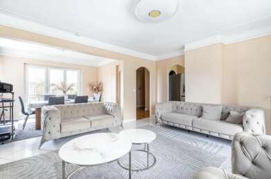 Appartement 5 pièces 191500 €