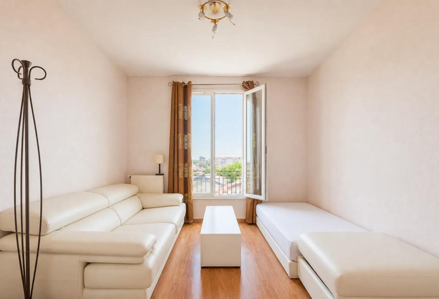 Appartement 2 pièces de 33 m² à Champigny-sur-Marne — photo 1