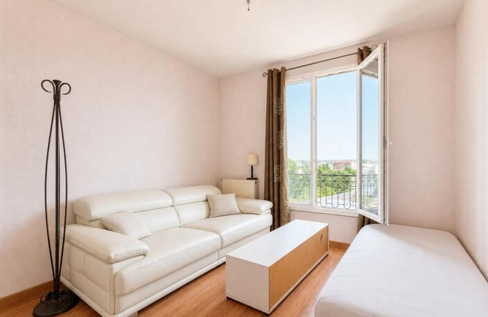 Appartement 2 pièces de 33 m² à Champigny-sur-Marne — photo 4