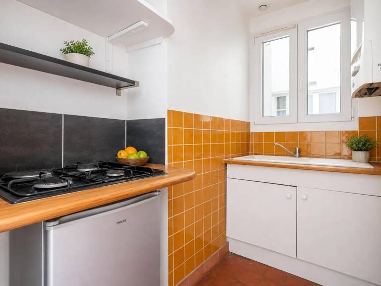 Appartement de 3 pièces de  42,8 m² à Paris 18e — photo 1