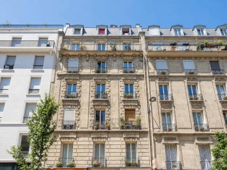 Appartement de 3 pièces de  42,8 m² à Paris 18e — photo 1