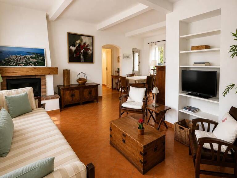 Maison de 4 pièces de 70 m² à Grimaud — photo 1