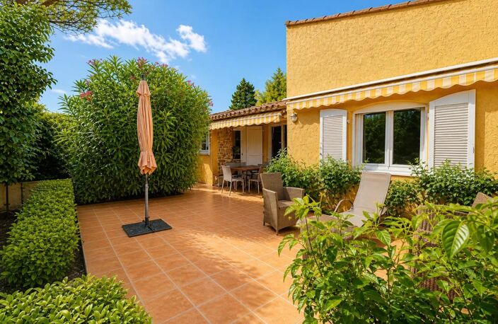 Maison de 4 pièces de 70 m² à Grimaud — photo 2