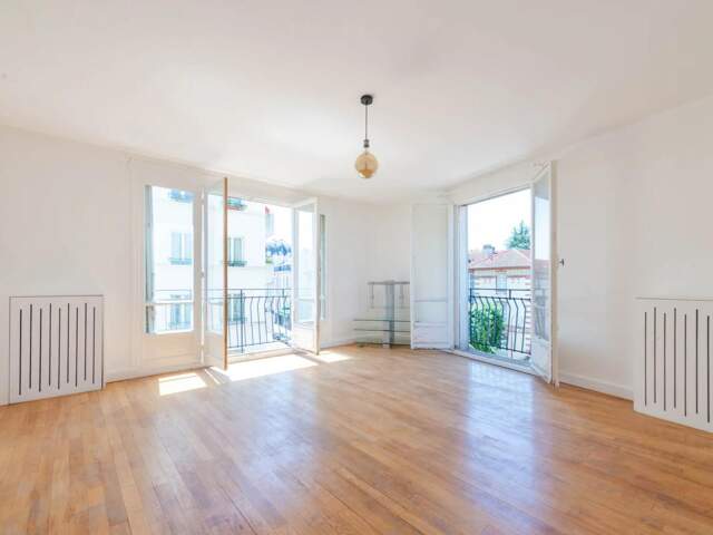 Appartement de 3 pièces de 76 m² situé à Versailles — photo du bien