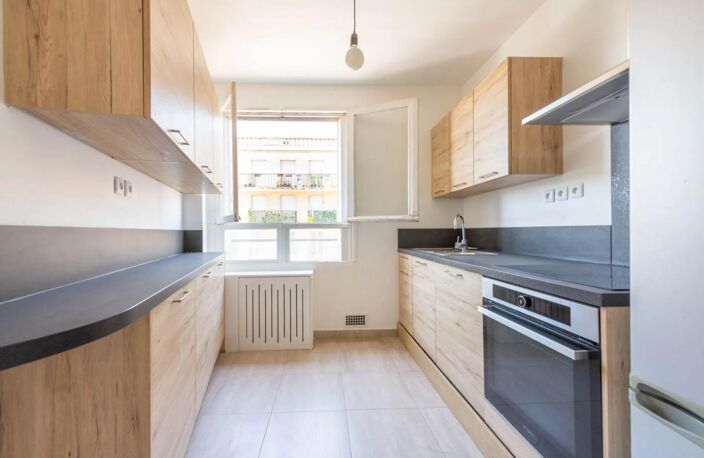 Appartement de 3 pièces de 76 m² situé à Versailles — photo 5