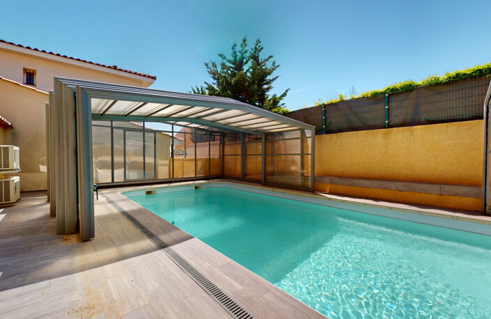 NARBONNE   Villa 4 chambres, piscine, garage, panneaux photo — photo 3