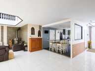 77150 - LESIGNY - MAISON FAMILIALE 8 PIECES - PISCINE - 265 m² — photo 2