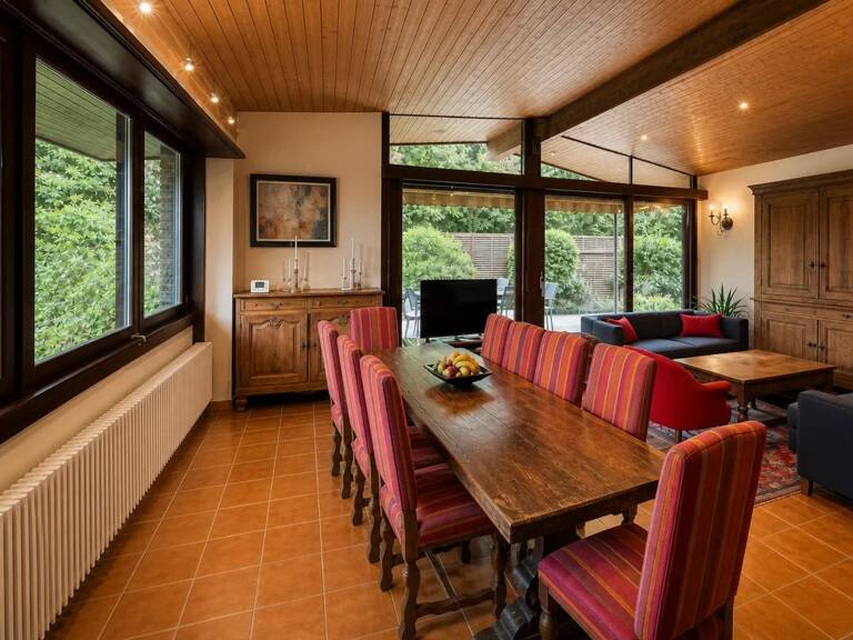 Maison d'architecte 7 pièces de 190 m² à Alby-sur-Chéran — photo 1