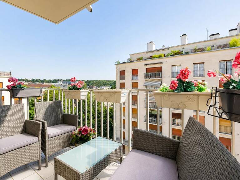 Appartement de 5 pièces de 115 m² à Versailles — photo 1