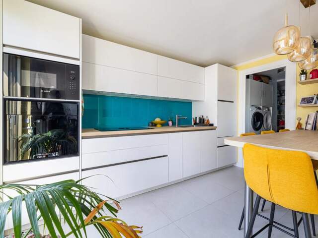 Appartement de 5 pièces de 115 m² à Versailles — photo du bien