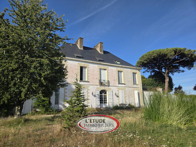 LE PELLERIN : Bien atypique et de charme au calme de son env — photo 1