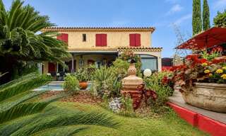 Maison 6 Pièces 150 m² à vendre à La Cadière-d'Azur (83740)