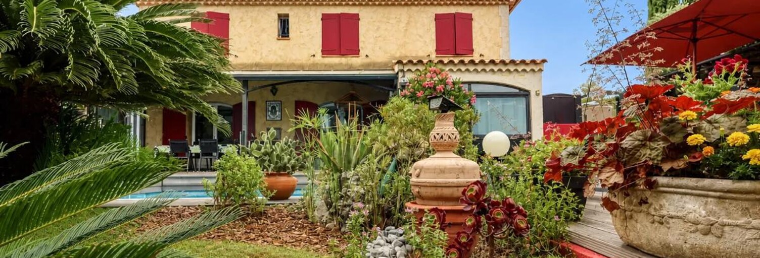 Maison 6 Pièces 150 m² à vendre à La Cadière-d'Azur (83740)