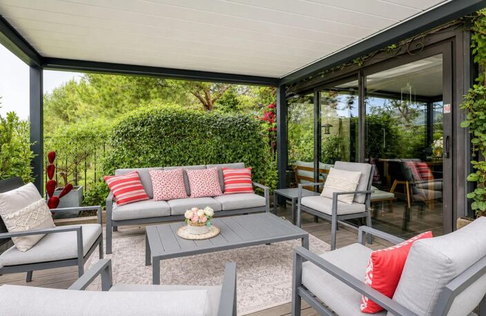 Maison de 6 pièces de 147 m² à La Cadière-d'Azur — photo 2