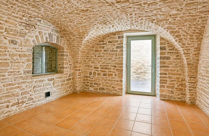 AUTHENTIQUE MAISON EN PIERRE – 8 PIÈCES – ESPACE INDÉPENDANT — photo 4
