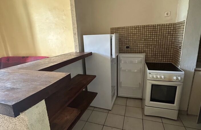 Vente T2 à rénover - Quartier Gare — photo 3