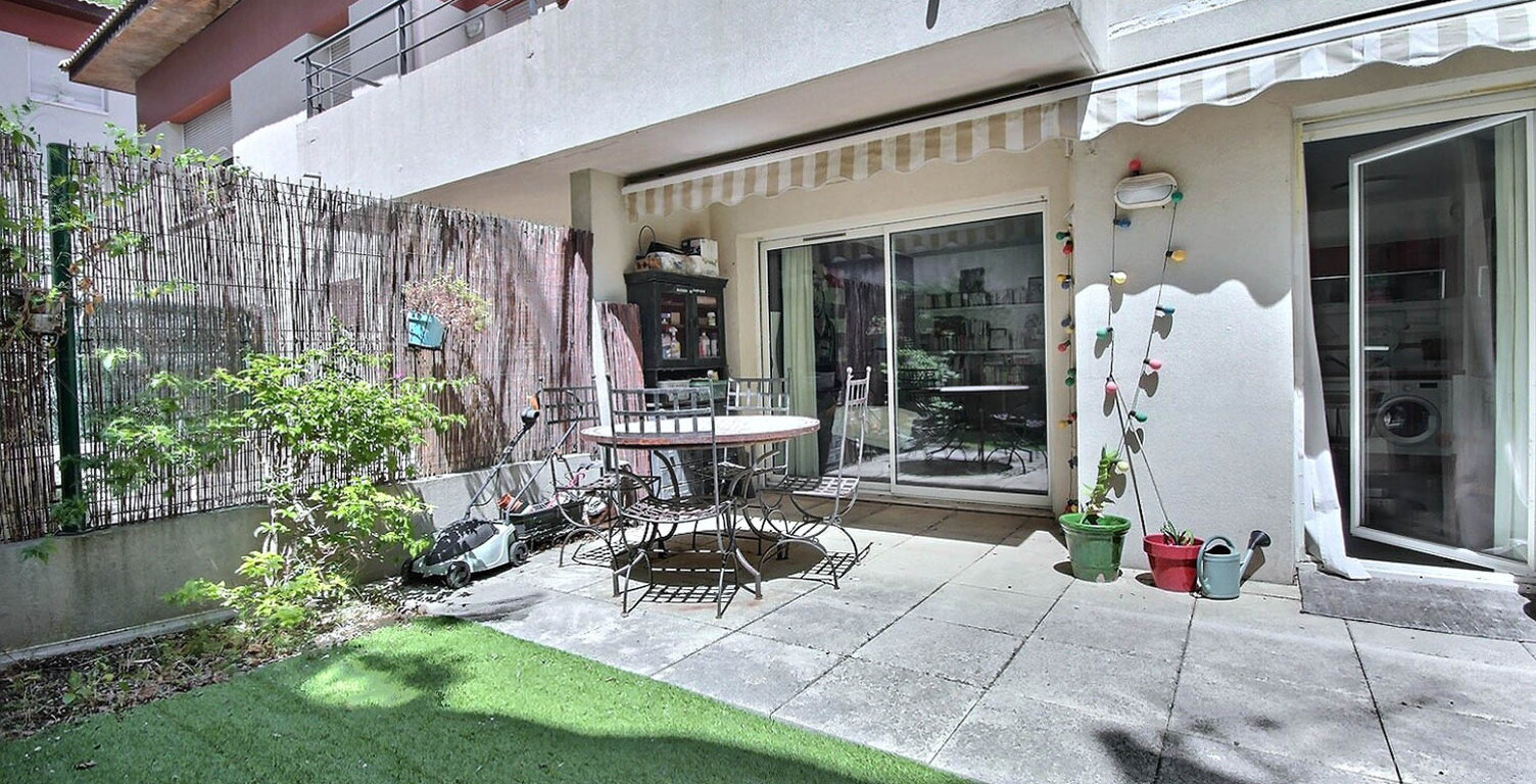 Rez-de-jardin à Vauban — photo 1