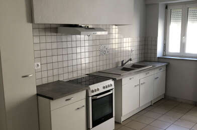 Maison 3 pièces 555 €