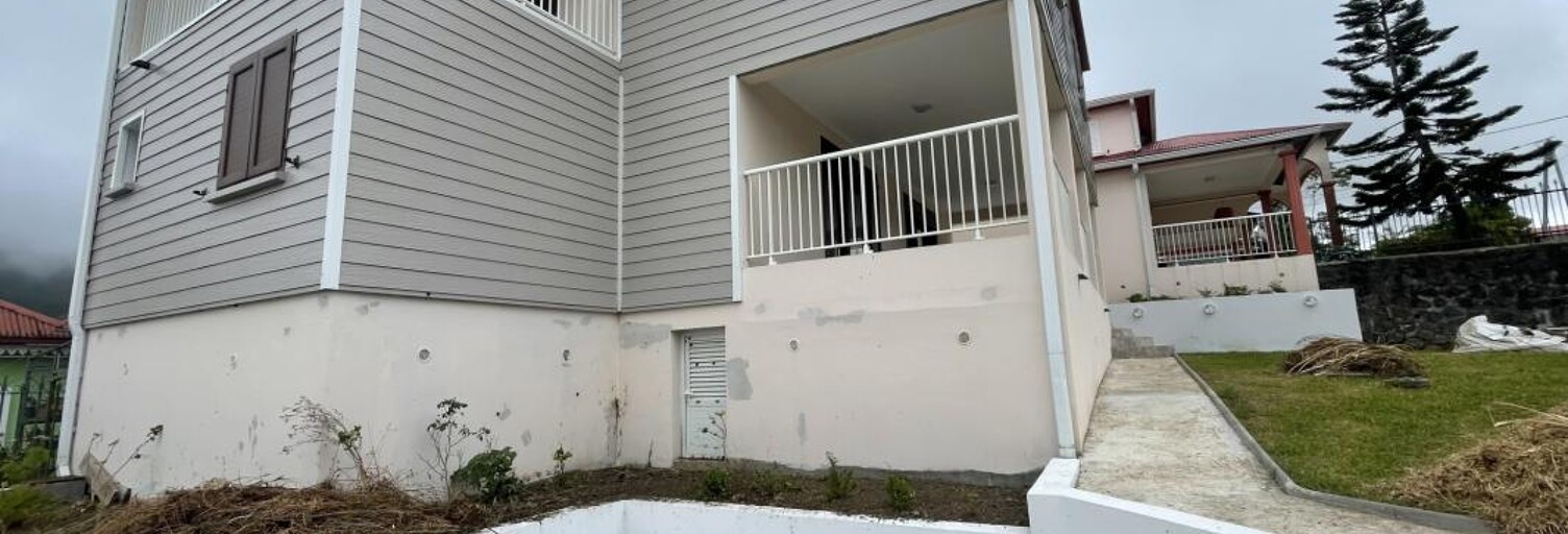 Maison 5 Pièces 120 m² à louer à La Plaine-des-Palmistes (97431)