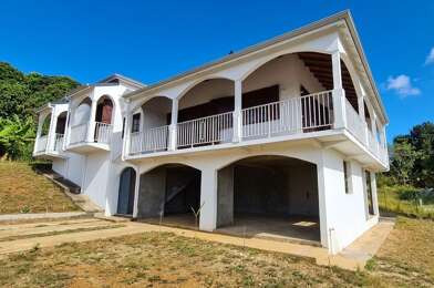 Maison 4 pièces 1600 €