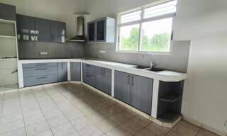 Maison 4 Pièces 132 m² à louer à Lamentin (97129)