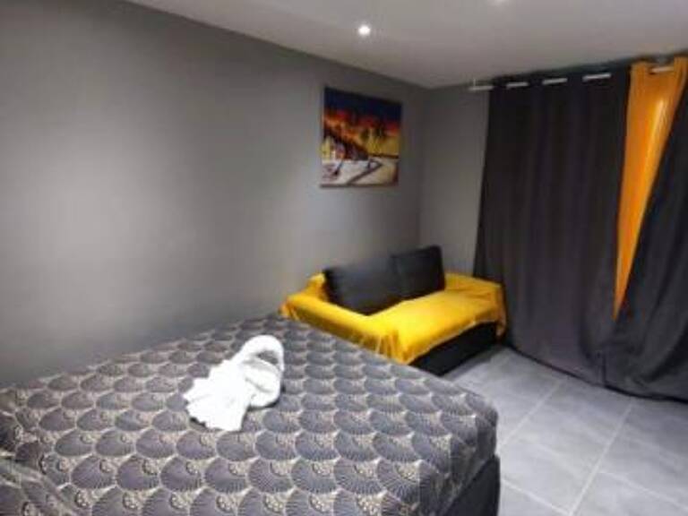 Appartement À Vendre — photo 1