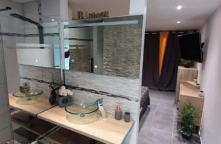 Appartement À Vendre — photo 2