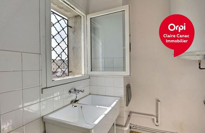LOCATION : appartement F3 (107 m²) à CASTRES — photo 4