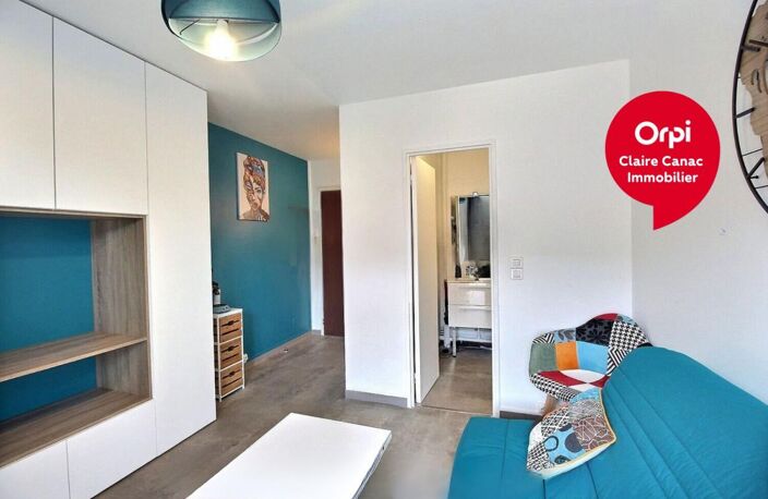 Bel appartement rénové avec balcon — photo 2