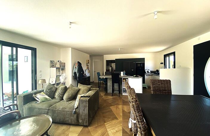 Loire-les-Marais, maison neuve 2025, 3 chambres, 1 bureau avec terrasse et jardin — photo 3