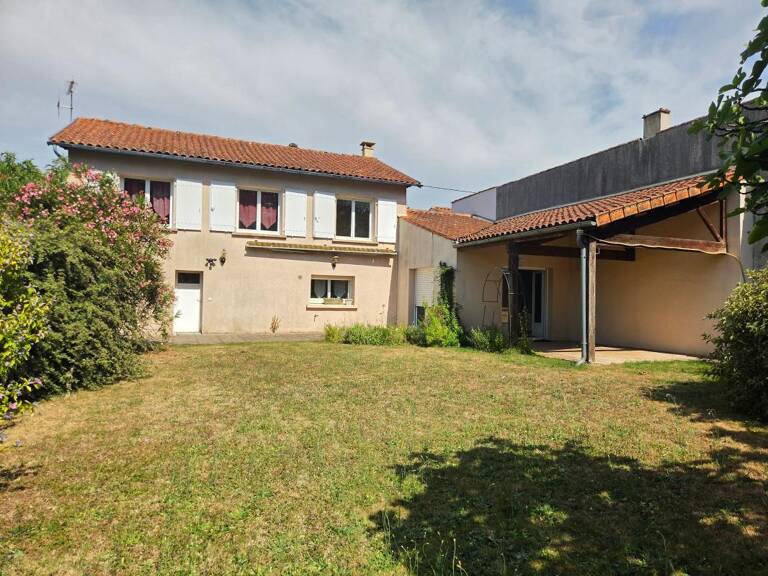 Maison idéale pour une famille ! Ecoles et infrastructures sportives accessibles à pieds — photo 1