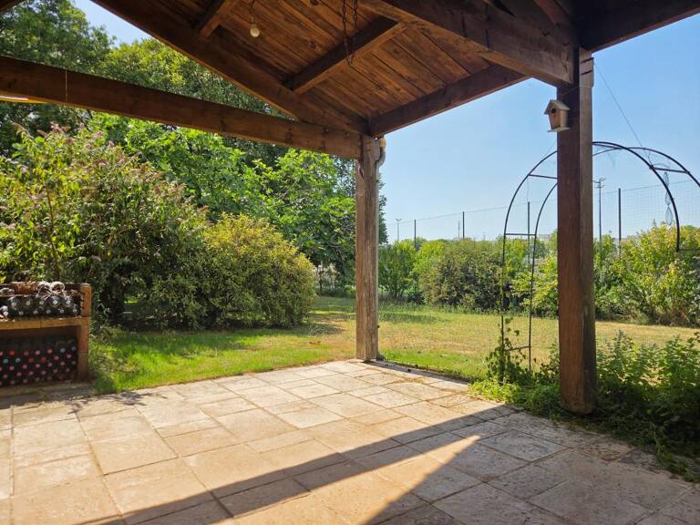 Maison idéale pour une famille ! Ecoles et infrastructures sportives accessibles à pieds — photo 1
