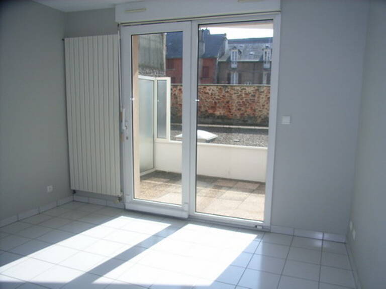 LOCATION STUDIO RODEZ SANS FRAIS D'AGENCE — photo 1